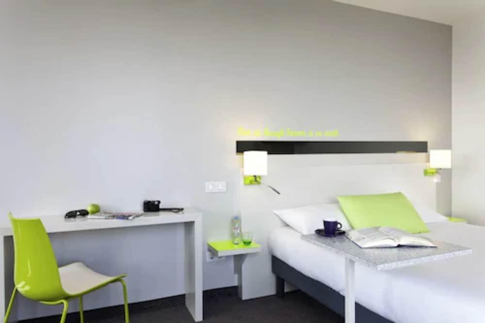 Ibis Styles Antibes Juan Les Pins Hotel Buitenkant foto